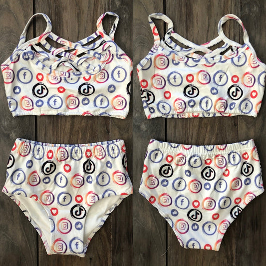 Social Media Classic 2PC Set