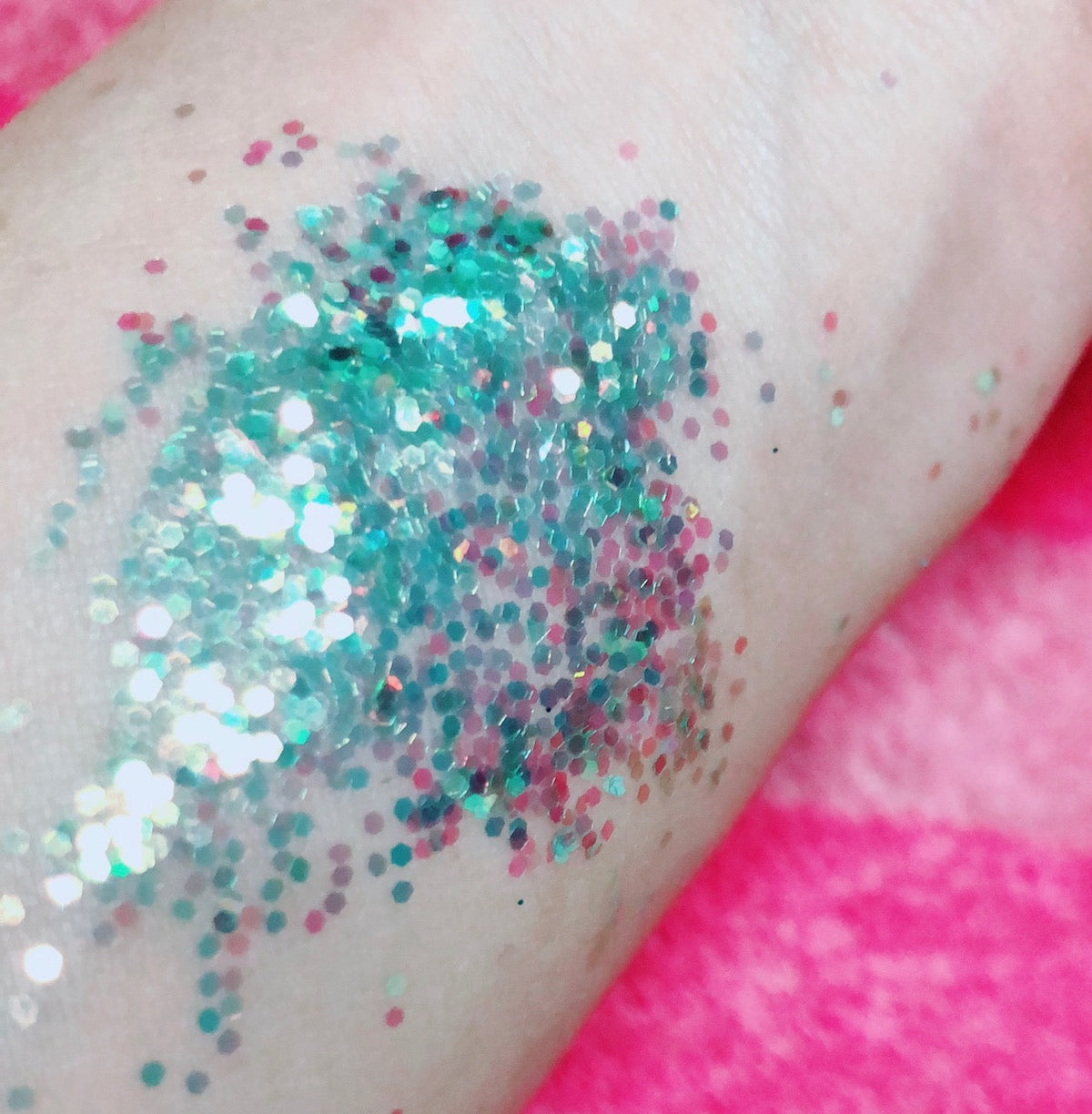 Electric Lily Chunky Iridescent Glamdoll Glitter