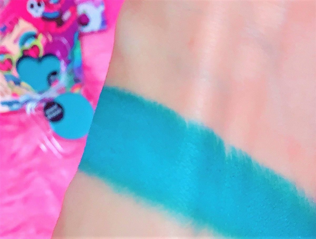 ISLAND BREEZE! (Turquoise) PRESSED EYESHADOW SINGLE