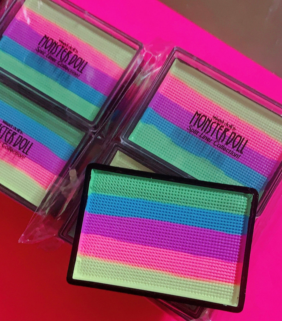 *UV* UNICORN PASTEL PRIDE Striped Wet Liner