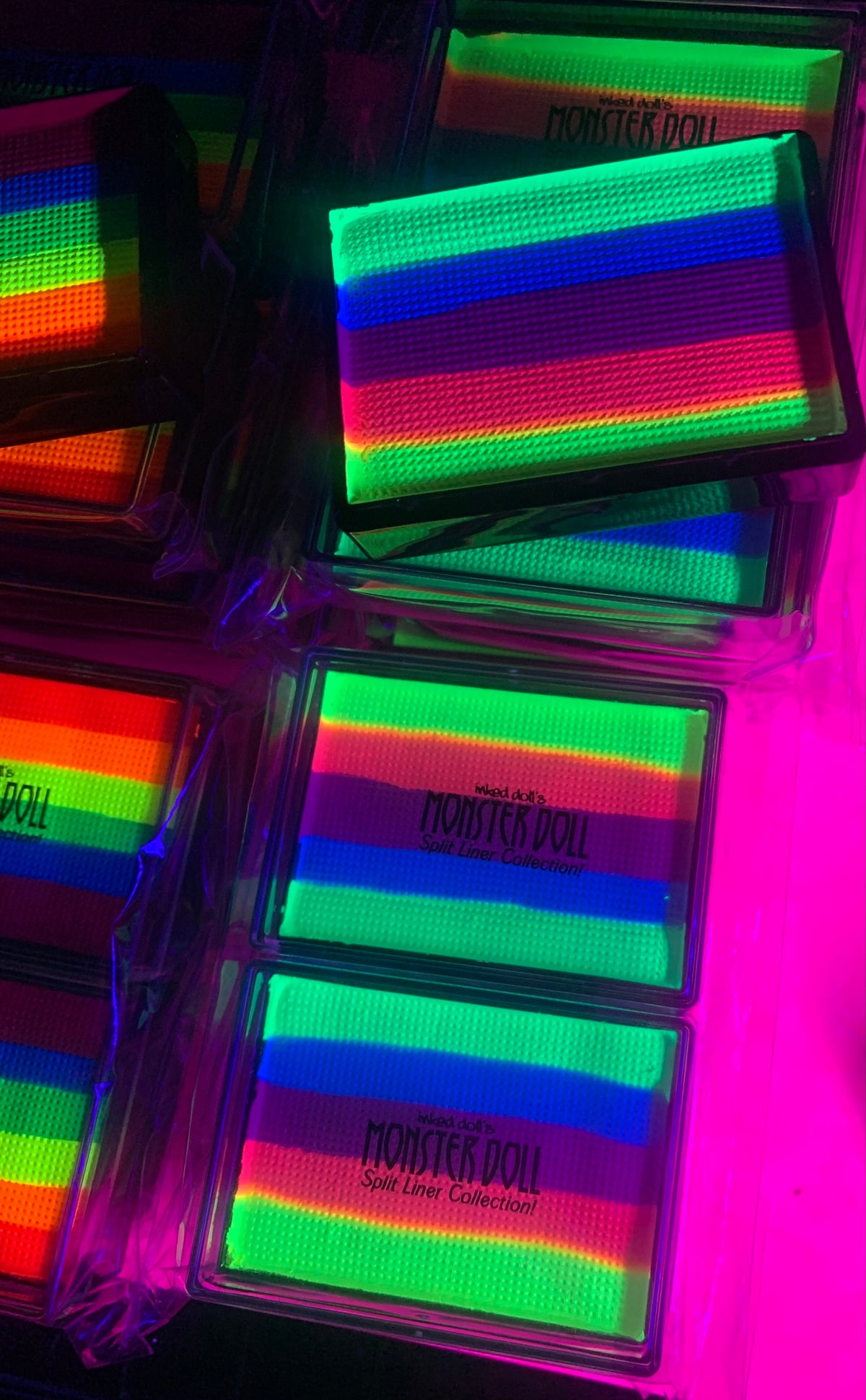 *UV* UNICORN PASTEL PRIDE Striped Wet Liner