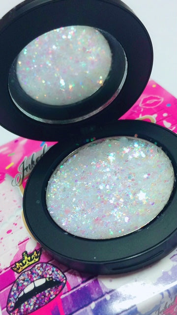 "SNOWFLAKE !" Single Pressed Glitter Palette