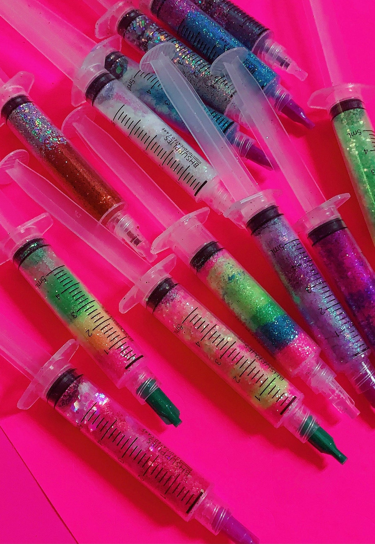 TOXIC SUMMER *UV* GlamDoll Glitter Syringe